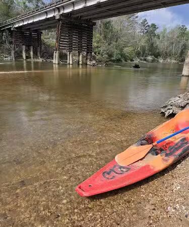 Canoe and Trail Sweetwater Tubing - Tylertown, MS