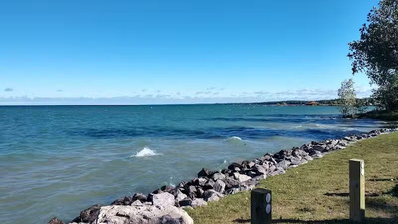 Elk Rapids Sandbar - US,
