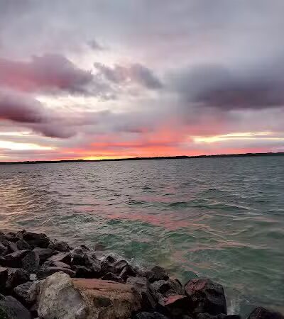 Elk Rapids Sandbar - US,