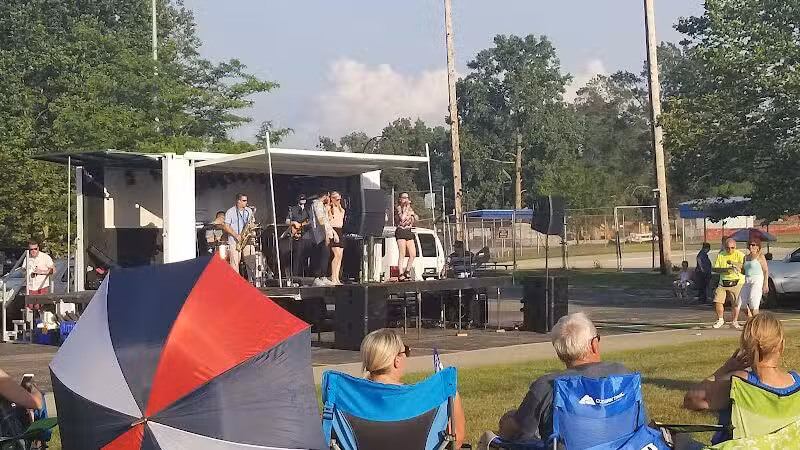Quirk Park - Van Buren Township,