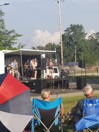 Quirk Park - Van Buren Township,