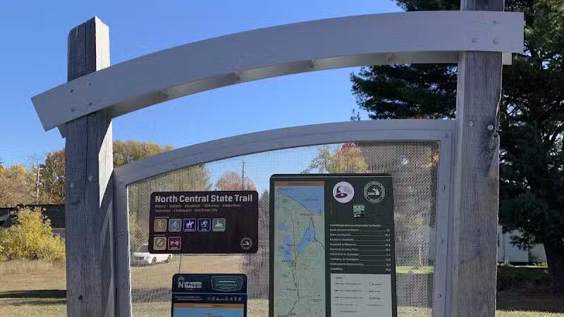 Vanderbilt Trailhead Park - Vanderbilt, MI