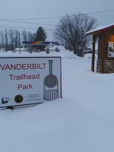 Vanderbilt Trailhead Park - Vanderbilt, MI