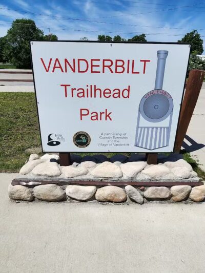 Vanderbilt Trailhead Park - Vanderbilt, MI