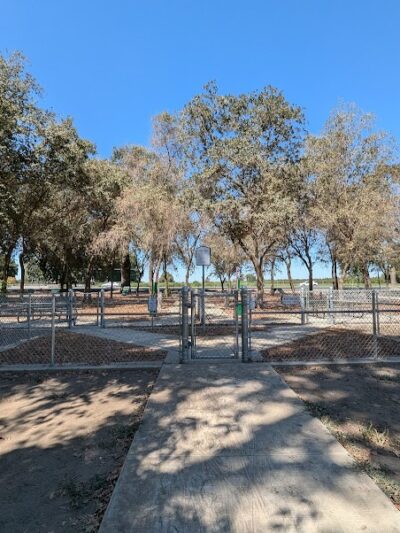 Mooney Grove Dog Park - Visalia, CA