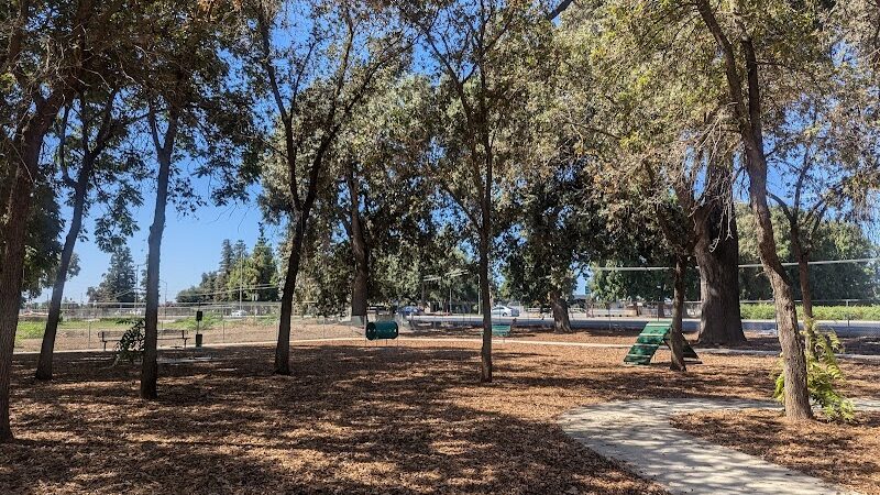 Mooney Grove Dog Park - Visalia, CA