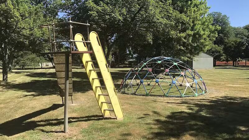 Bates Park - Warren, MI