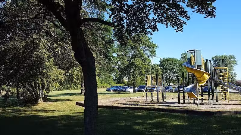 Trombly Park - Warren,