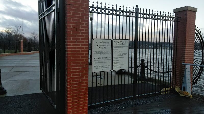 Dahlgren Park - Washington,