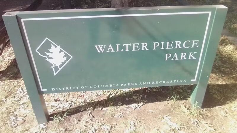 Walter Pierce Dog Park - Washington,