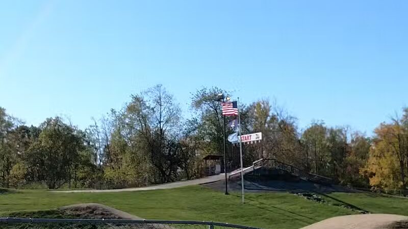 Lookout Lodge - Waterford Township,