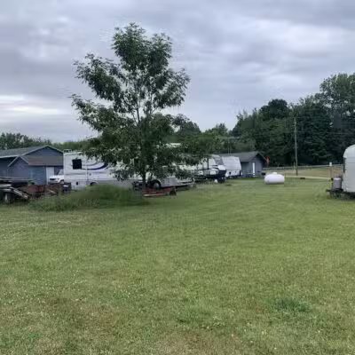Paw Paw River Campgrounds - Watervliet,