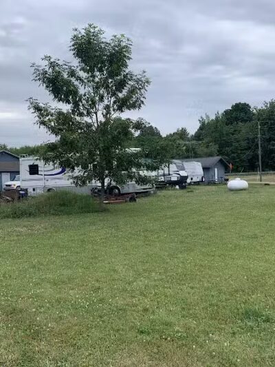 Paw Paw River Campgrounds - Watervliet,