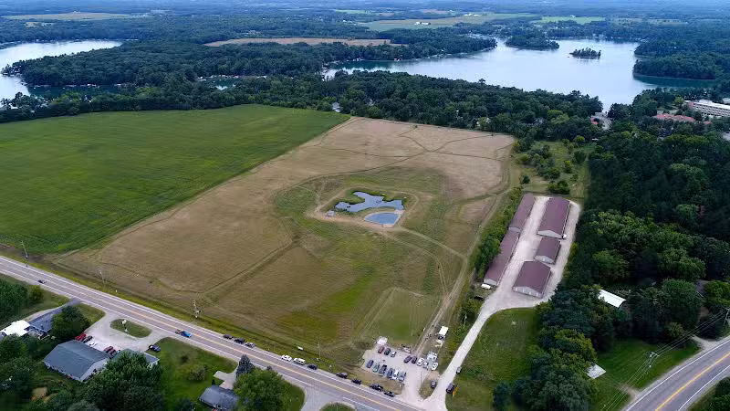 Tails & Trails Off-Leash Dog Park - Waupaca, WI