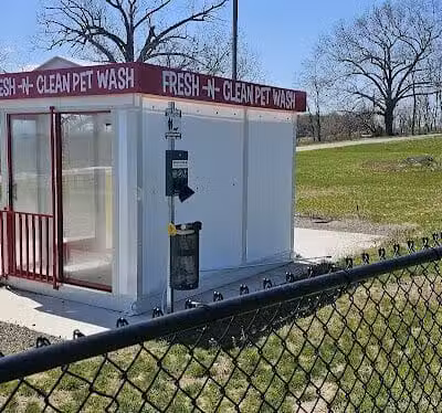Fresh-N-Clean Pet Wash - Wayland,