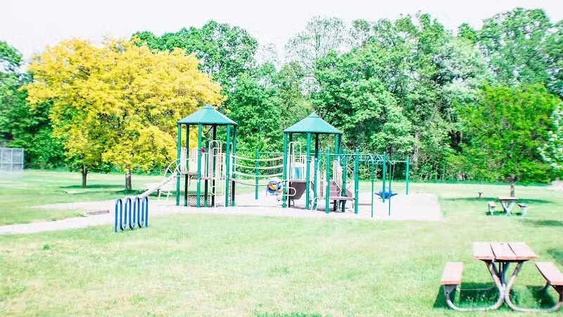 Yankee Springs Township Park - Wayland,