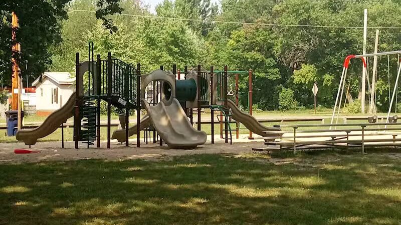 Crystal Lake Swimming Area - Wellston,