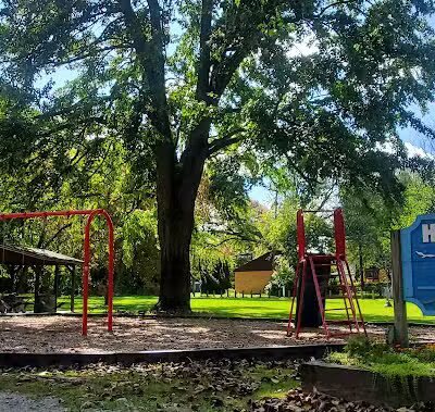 Hester Court Park - West Bloomfield Township, MI