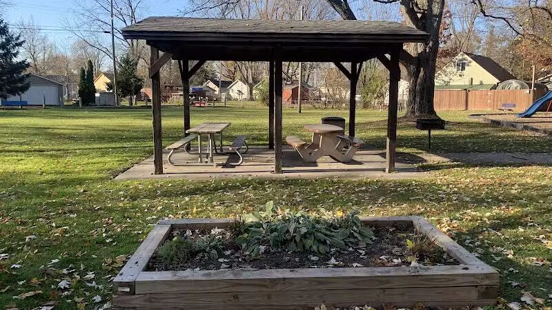 Hester Court Park - West Bloomfield Township, MI