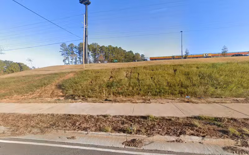 Dog Park at Love's Travel Stops - West Point, GA