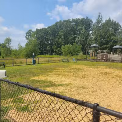 South Field Dog Park - Union Point - Weymouth,