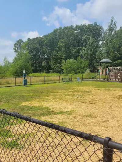 South Field Dog Park - Union Point - Weymouth,