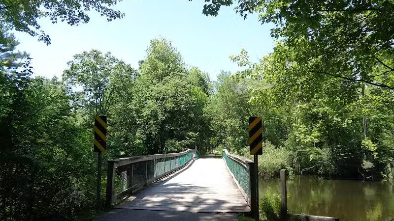 Village Trailhead Parking - Hamburg - Whitmore Lake,
