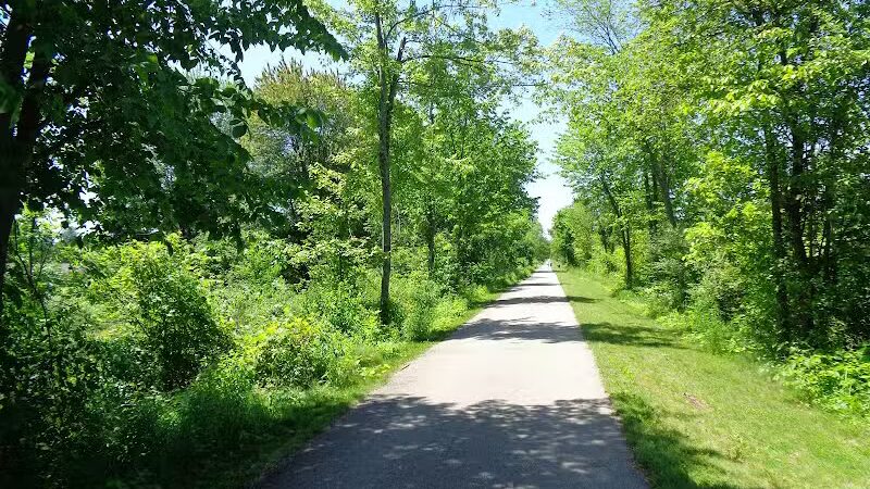 Village Trailhead Parking - Hamburg - Whitmore Lake,