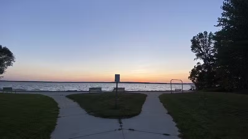 Bayside Park - Williamsburg,