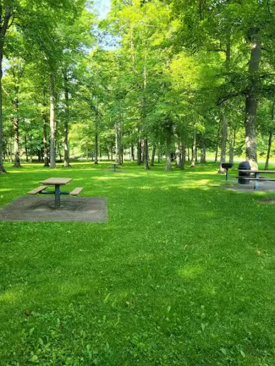 Woodland Roadside Park - Woodland,