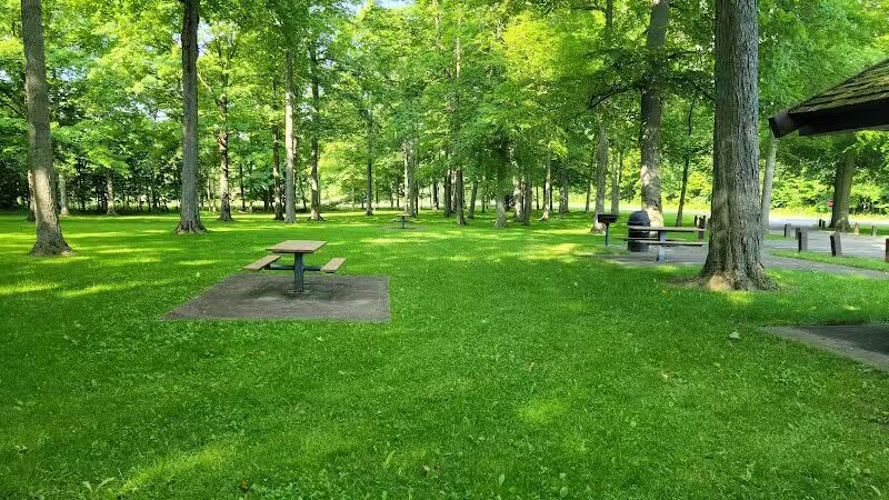 Woodland Roadside Park - Woodland,