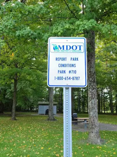 Woodland Roadside Park - Woodland,