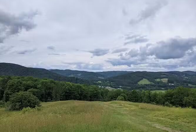 Mt Peg Trails Parking - Woodstock, VT