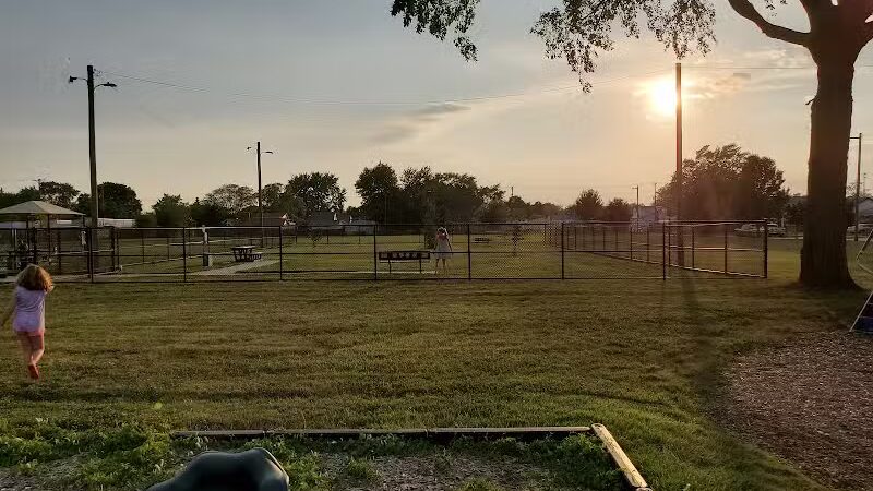 Wyandotte Dog Park - Wyandotte,