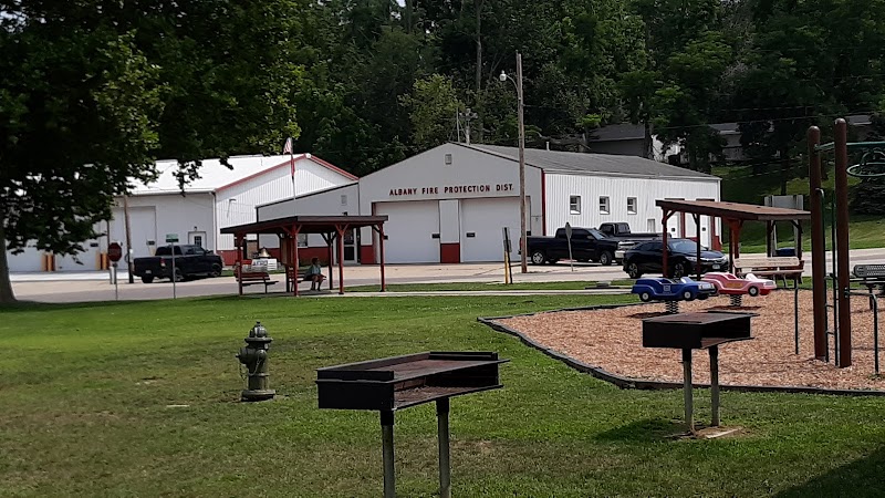 Albany Main Street Park - Albany, IL