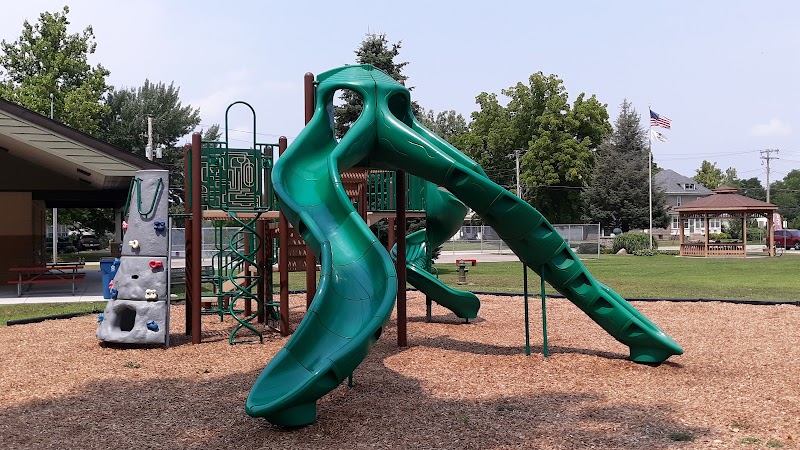 Albany Main Street Park - Albany, IL