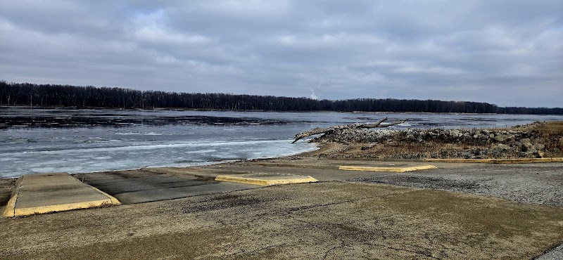 Albany Main Street Park - Albany, IL