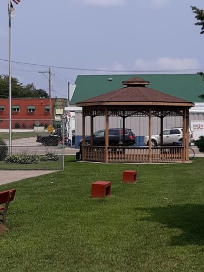 Albany Main Street Park - Albany, IL