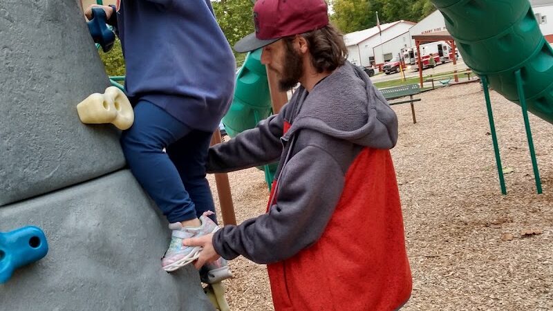 Albany Main Street Park - Albany, IL