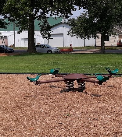 Albany Main Street Park - Albany, IL