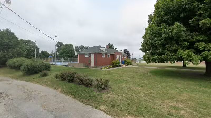 Aledo Park District Swimming Pool (Public) - Aledo, IL