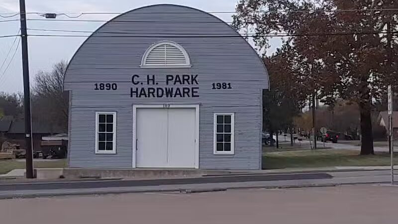 Alvarado Square - Alvarado, TX