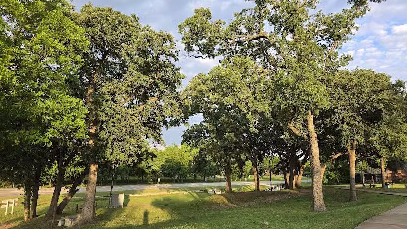 Parkway Park - Alvarado, TX
