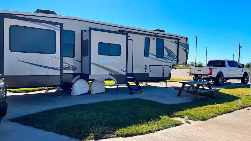 The RV Resort - Alvarado, TX