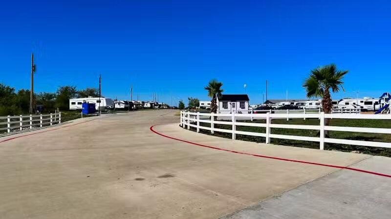 The RV Resort - Alvarado, TX