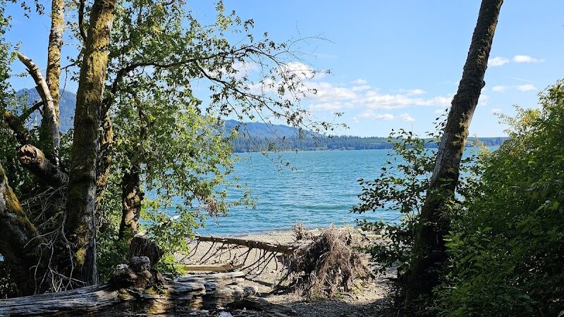 July Creek Picnic Area Trailhead - Amanda Park, WA
