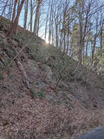Wolf Hollow Preserve trailhead parking - Amsterdam, NY