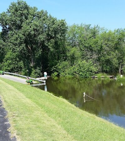 Andalusia Lions Club Park - Andalusia, IL