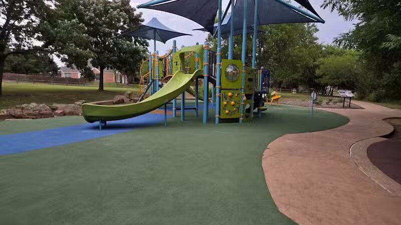 Dixon W. Holman Park - Arlington, TX