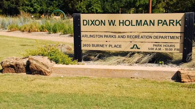 Dixon W. Holman Park - Arlington, TX